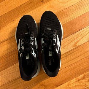 Brooks women's sneakers - size 6.5
